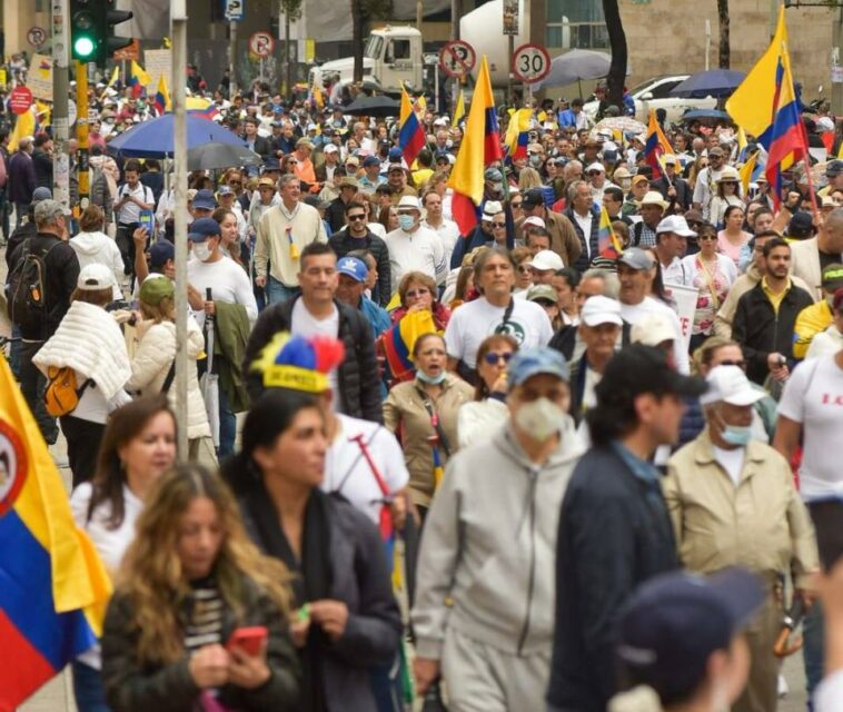 Minuto a minuto de las concentraciones en rechazo a las reformas del Presidente