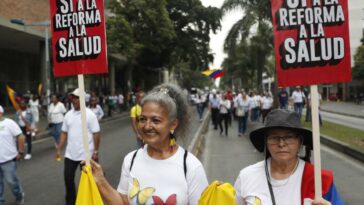 Reforma a la salud, a debate en sesiones extraordinarias en Congreso