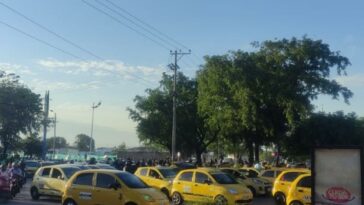 Valledupar, bloqueada por paro de taxistas