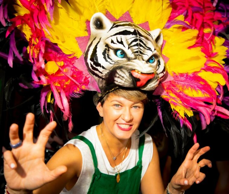 Video: la primera dama se puso la pollera y ya baila en Carnaval de Barranquilla