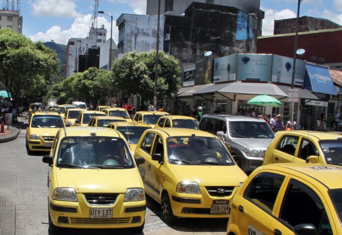 ¡Ojo!, taxistas alistan paro este miércoles en todo el país