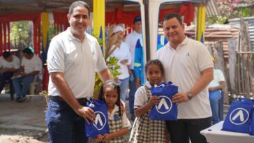 Air-e entrega kits escolares a estudiantes de zona rural de El Piñón