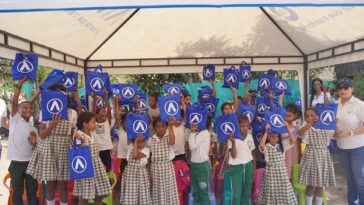 Air-e entregó kits escolares a estudiantes de zona rural de El Piñón