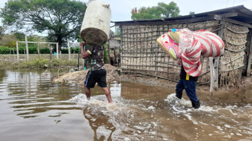 Diez barrios afectados y veinte casas destruidas por las lluvias