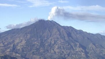 El volcán Galeras continúa en alerta amarilla y el predominio de sismos prosigue