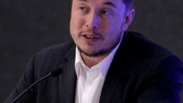Elon Musk le ‘declara la guerra’ a ChatGPT con nuevo ‘chatbot’