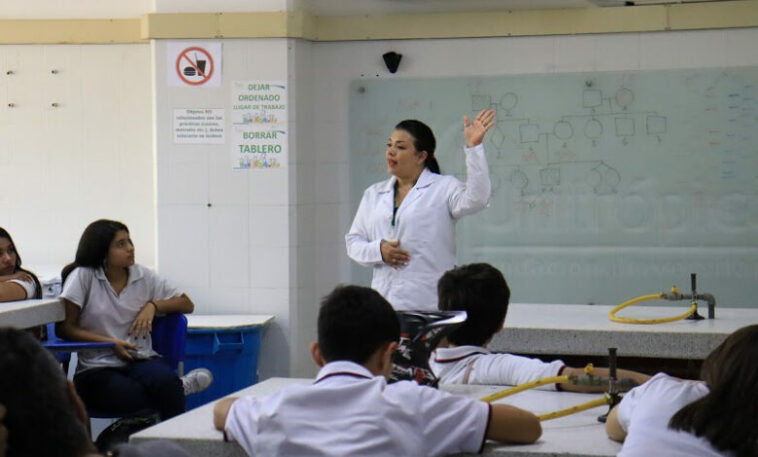 Estudiantes braulistas recibieron orientación vocacional y psicosocial