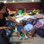 Las mujeres en Colombia sufren más la pobreza, ¿por qué?