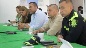 Aspecto del consejo de seguridad realizado este miércoles en Riohacha y donde se ofreció hasta 30 millones de pesos para conseguir información que permita el esclarecimiento de este homicidio.
