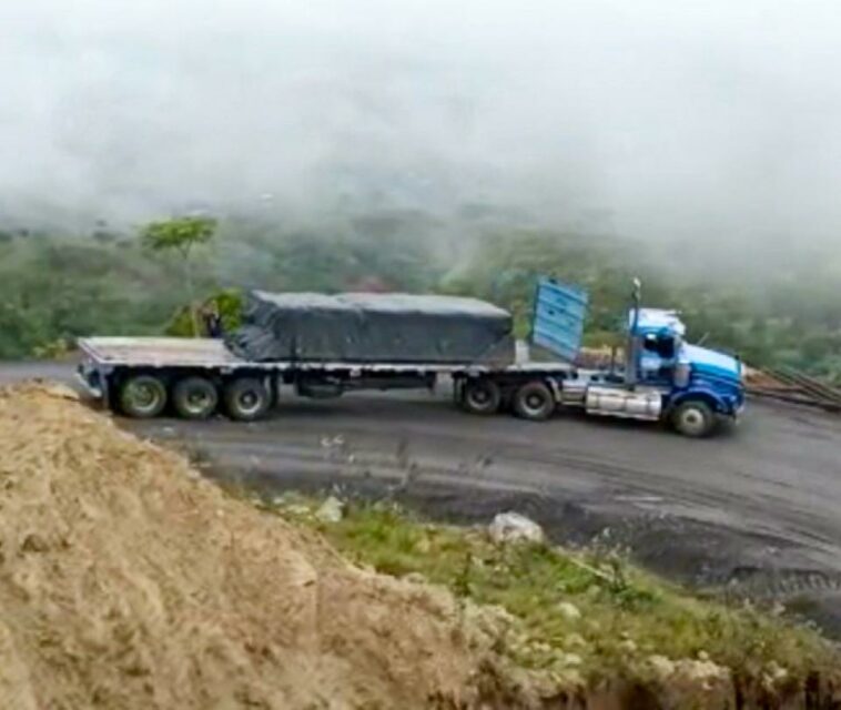 Procuraduría indaga presuntas irregularidades en vía alterna agrietada en Cauca