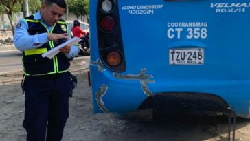 Secretaría de Movilidad realiza controles a conductores de busetas en Santa Marta