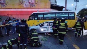 Accidente de tránsito en la Terminal de Transporte de Armenia dejó tres personas lesionadas