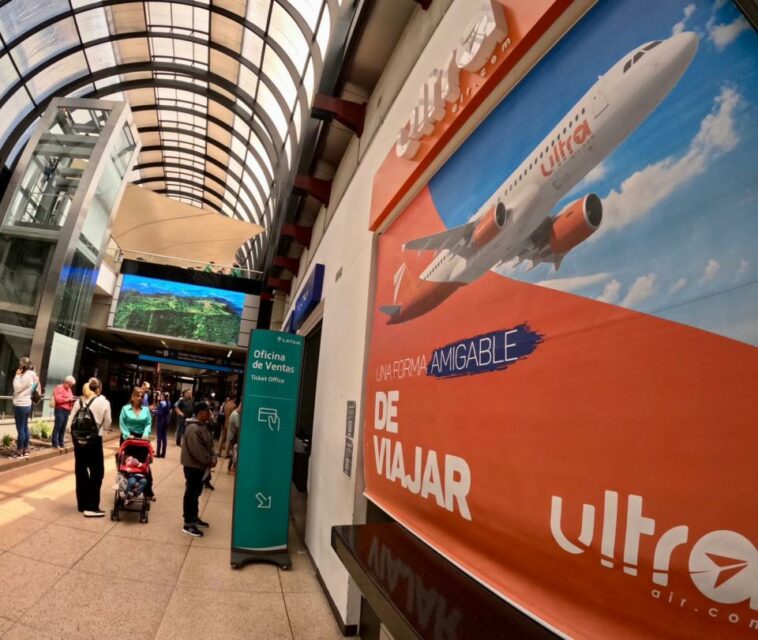 Alza de precios de tiquetes en un 157 % por la crisis de Ultra Air