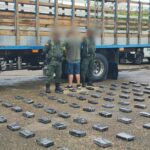 CAEN 328 KILOS COCAÍNA | Estaban camuflados a bordo de dos vehículos.