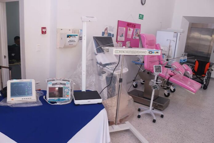 Entregan 139 equipos para mejorar atención a madres gestantes en Villavicencio