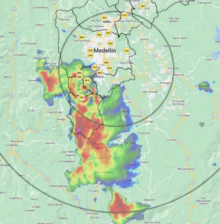 Esta lloviendo muy fuerte registran vientos extremos en el Valle de Aburra