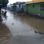 Obra paralizada se inundó y genera problemas en Cantaclaro