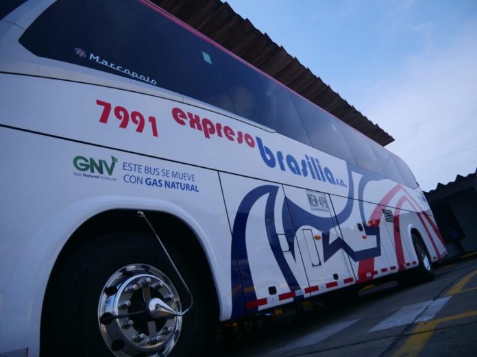 Primer bus interdepartamental operado por gas natural
