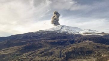 Procuraduría pide actualizar mapas sobre amenazas del volcán Nevado del Ruiz