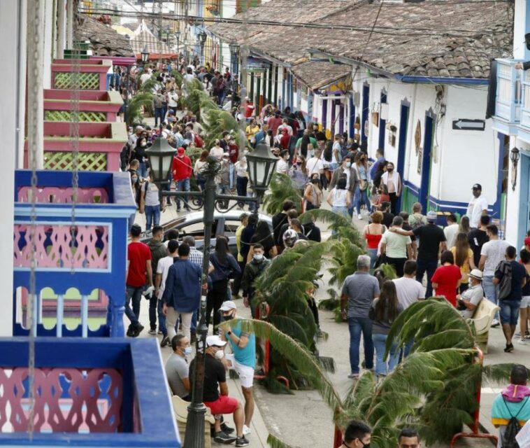 Turismo en Quindío sufre afectaciones por alarma en el Nevado del Ruiz