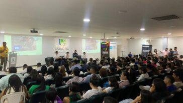 Universidad Cooperativa de Colombia realizó conversatorio sobre la Reforma Laboral