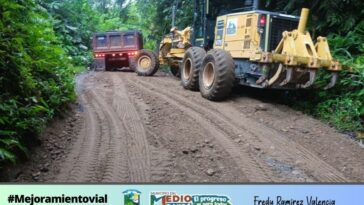 Alcaldia del Medio Baudó: Realizamos mejoramiento y mantenimiento preventivo en la vía Pie de Pepé – Puerto Meluk