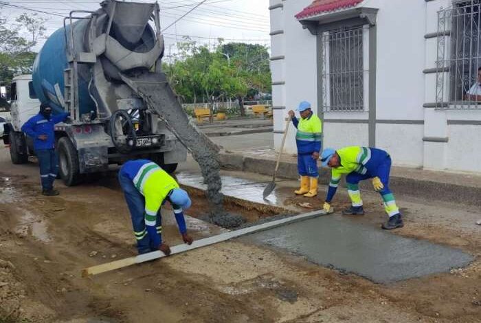 Aqualia ejecuta obras de reposición de pavimento en Lorica