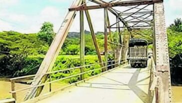 Controles las 24 horas para restringir el tráfico de vehículos pesados por el puente Piedras de Moler