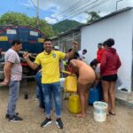 En medio de una protesta por falta de agua, joven samario regaló un carro tanque