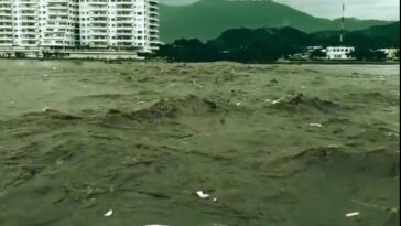 En video: una nevera apareció flotando en la bahía de Santa Marta