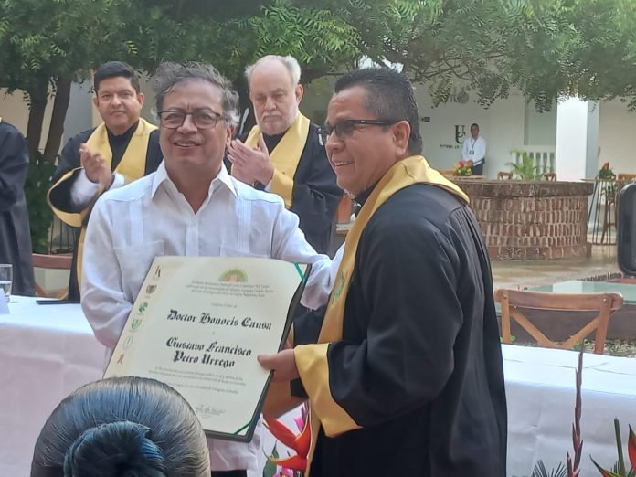 Gustavo Petro Urrego, Doctor Honoris Causa de la Universidad de Cartagena