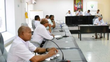 Aspecto de la sesión de instalación del segundo período de sesiones ordinarias en Concejo de Barrancas.