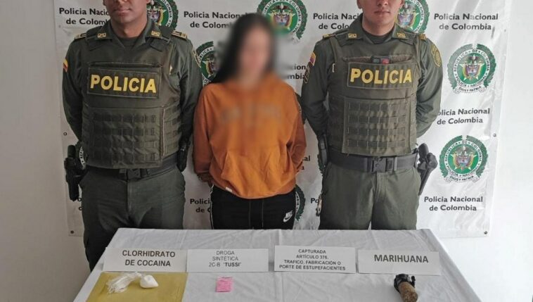 La pillaron con droga lista para la venta en Santo Domingo