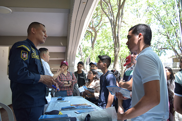 La cuarta Feria de Empleabilidad superó los 1500 asistentes, que visitaron la Universidad del Magdalena.