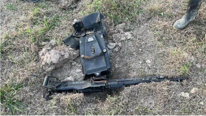 Recuperan ametralladora que el Ejército dejó caer en plena operación en Arauca