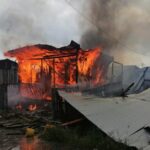 Voraz incendio destruyó dos humildes viviendas en Tumaco y dos familias lo perdieron todo