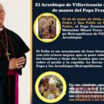 Arzobispo de Villavicencio Misael Vacca recibe el Palio de manos del Papa Francisco