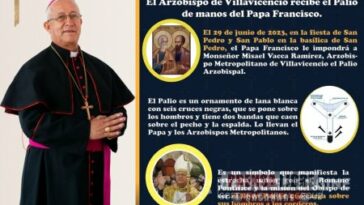 Arzobispo de Villavicencio Misael Vacca recibe el Palio de manos del Papa Francisco
