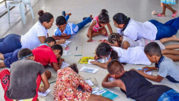 Atención nutricional y de salud mental para niños evacuados en Puerto Escondido