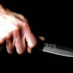 Delincuentes con cuchillo asaltaron a un hombre