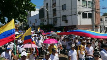 En calma transcurrió marcha de barranquilleros contra las políticas de Gustavo Petro