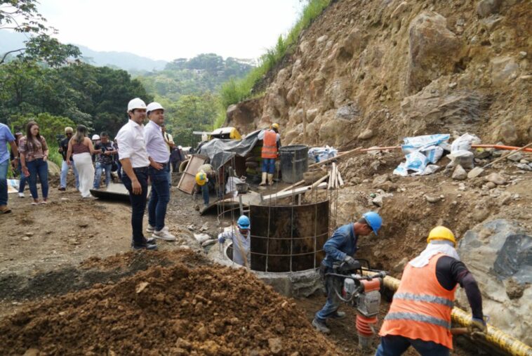 En un 50% avanzan obras de la vía de acceso al aeropuerto por La Romelia – El Pollo