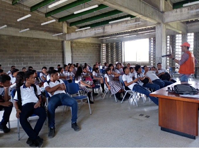 Estudiantes del Magdalena son capacitados en manejo adecuado y disposición de residuos sólidos 