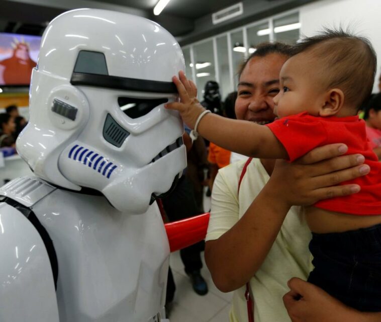 Fanáticos de Star Wars y moteros invitan a donar sangre en Cali