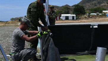 Helicóptero de la Fuerza Aérea Colombiana prolonga su operación en Providencia, gracias a sistema de abastecimiento móvil de combustible 