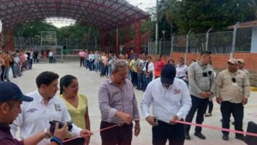 Inauguran moderno escenario deportivo en Tello