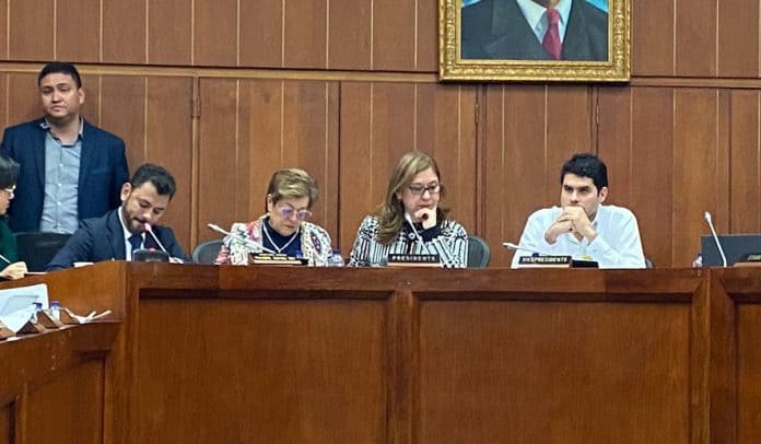 Se reanudó el primer debate de la reforma pensional.