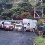 Rescatan con vida a los dos hombres atrapados en mina de Zipaquirá Dos mineros que habían quedado atrapados en una mina de carbón en el municipio de Zipaquirá, fueron rescatados con vida.
