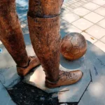 Sin dedos dejaron la escultura de ‘Kiko’ Barrios en Valledupar