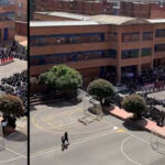 Un colegio de Bogota dejo bajo el sol por mas de dos horas a estudiantes mientras docentes disfrutaban en la sombra